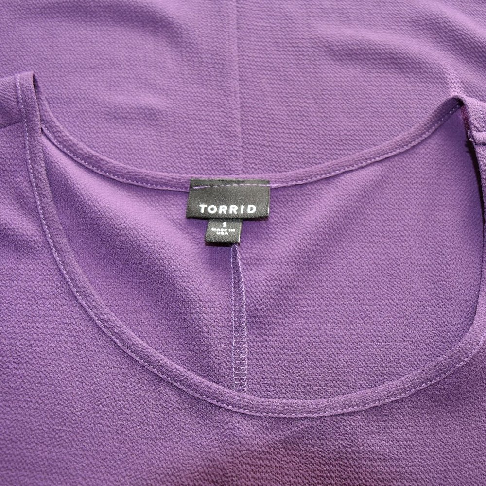 🧦 USED Torrid Plum Ruched Sleeve Blouse 01 - Picture 5 of 9